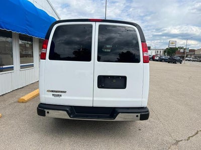 2025 Chevrolet Express Passenger 1LT