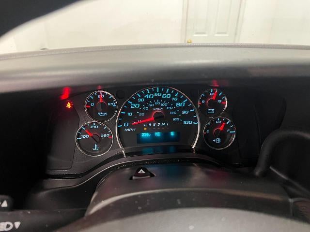 2025 Chevrolet Express Passenger 1LT
