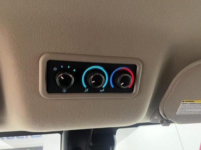 2025 Chevrolet Express Passenger 1LT