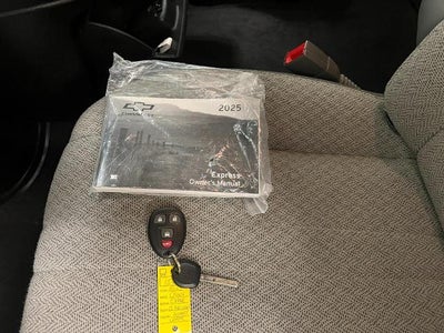 2025 Chevrolet Express Passenger 1LT