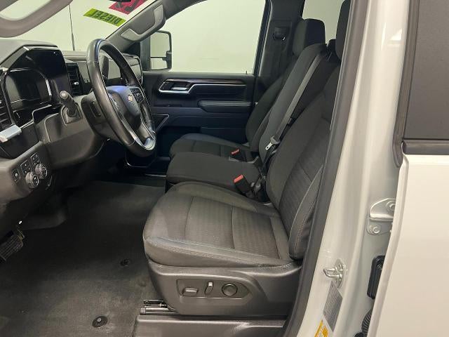 2025 Chevrolet Silverado 3500 HD LT DRW