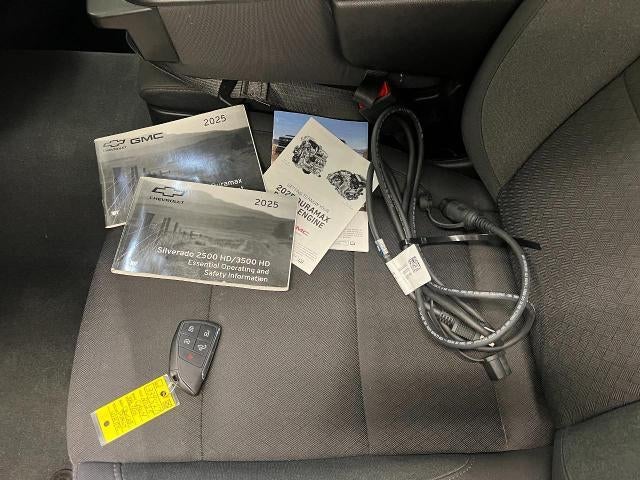 2025 Chevrolet Silverado 3500 HD LT DRW