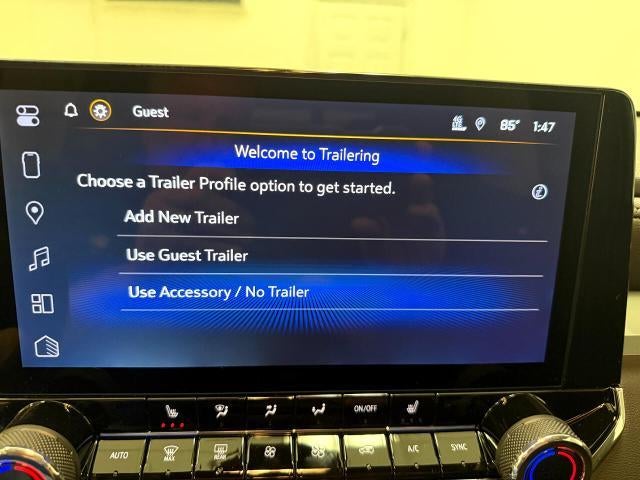 2025 Chevrolet Colorado WT/LT