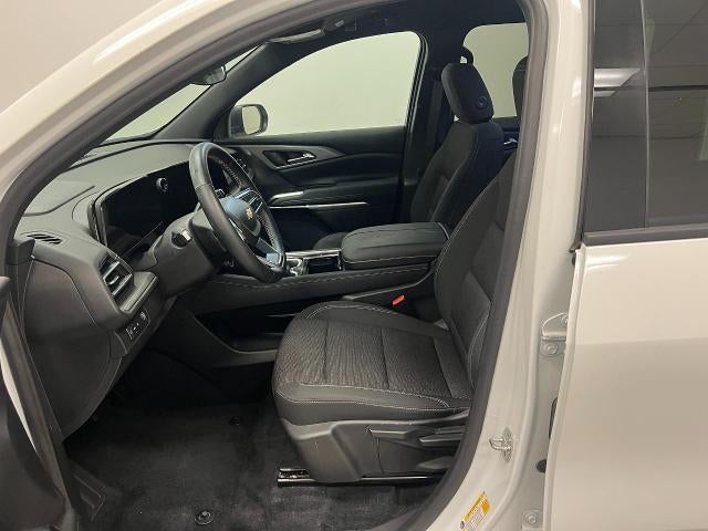 2024 Chevrolet Traverse LS