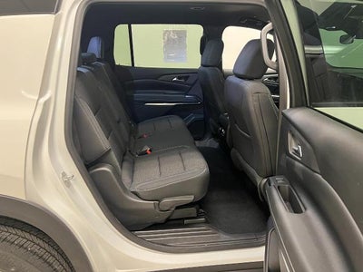 2024 Chevrolet Traverse LS
