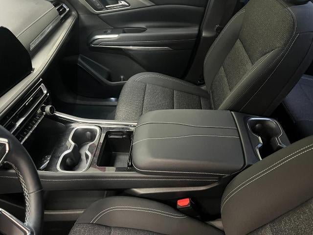 2024 Chevrolet Traverse LS
