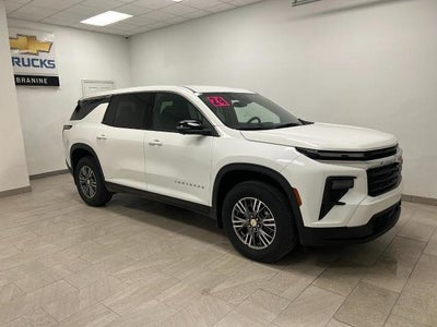 2024 Chevrolet Traverse LS
