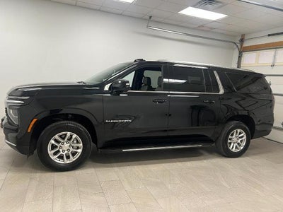 2025 Chevrolet Suburban LT