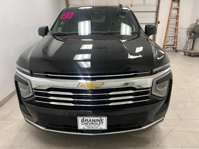 2025 Chevrolet Suburban LT