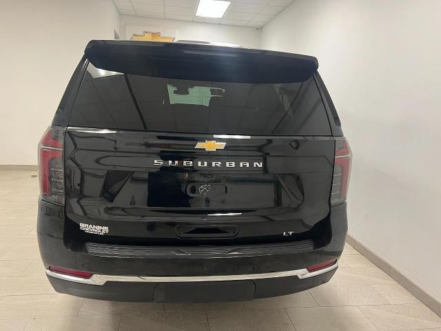 2025 Chevrolet Suburban LT