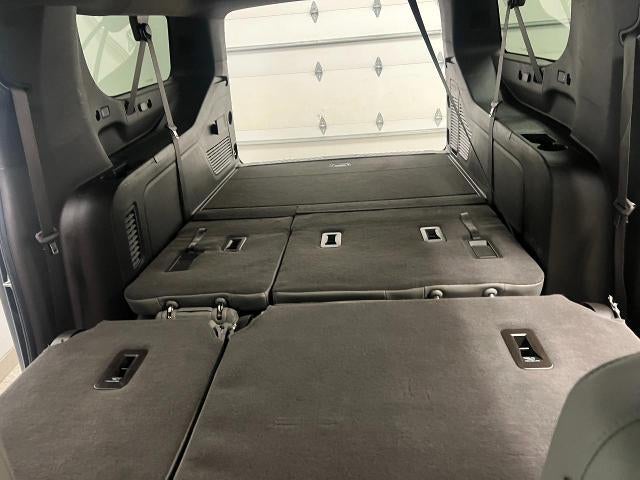 2025 Chevrolet Suburban LT