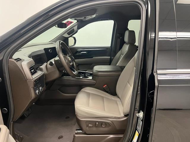 2025 Chevrolet Suburban LT