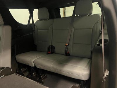 2025 Chevrolet Suburban LT