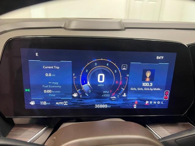 2025 Chevrolet Suburban LT