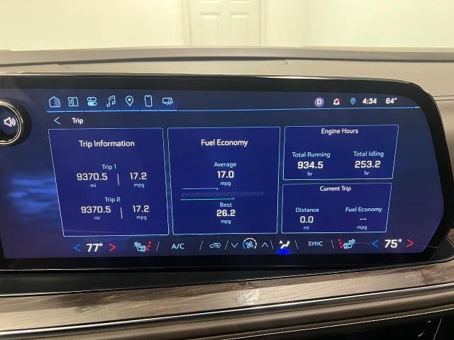 2025 Chevrolet Suburban LT