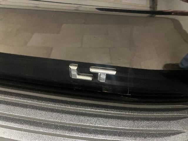 2025 Chevrolet Suburban LT