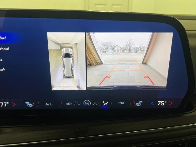 2025 Chevrolet Suburban LT