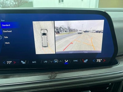 2025 Chevrolet Suburban LT