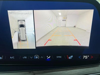 2025 Chevrolet Suburban LT