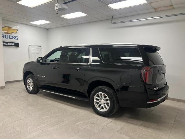 2025 Chevrolet Suburban LT