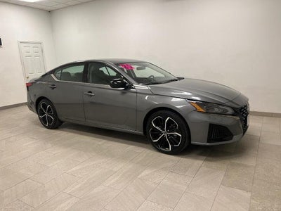 2025 Nissan Altima SR