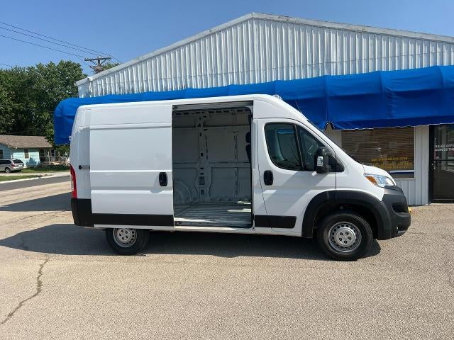 2025 RAM ProMaster Cargo Van Tradesman