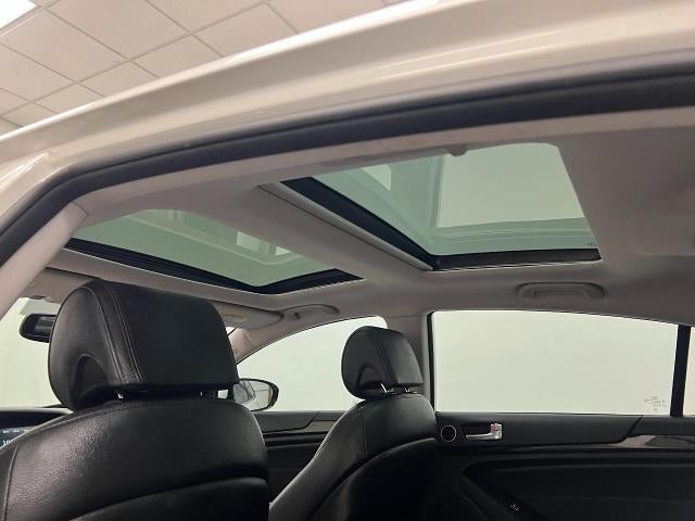 2016 Kia Cadenza Premium