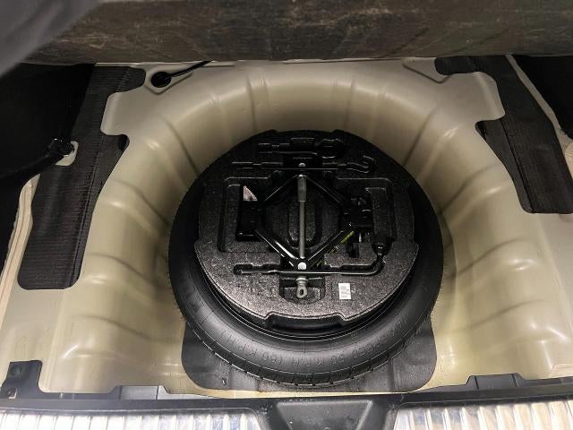 2016 Kia Cadenza Premium