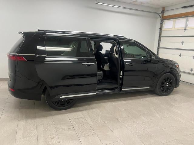 2024 Kia Carnival SX