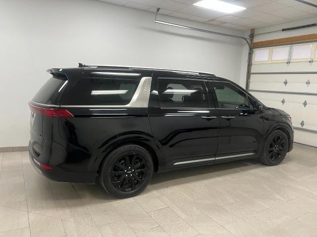 2024 Kia Carnival SX