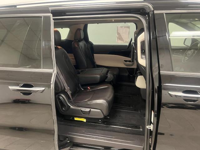 2024 Kia Carnival SX
