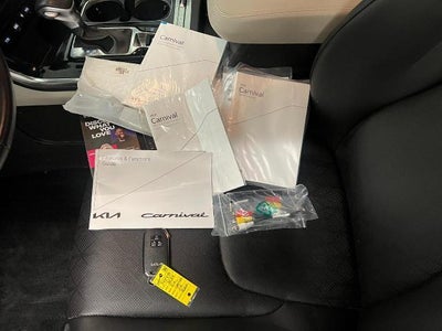 2024 Kia Carnival SX