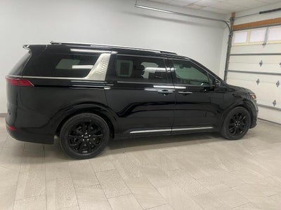 2024 Kia Carnival SX
